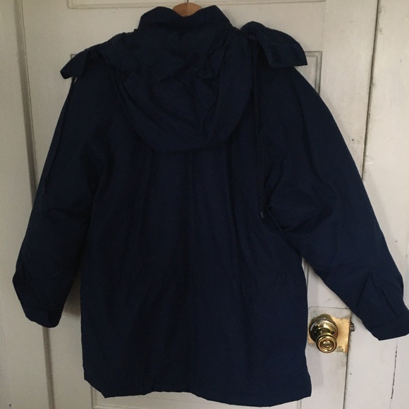 Eddie Bauer navy puffer - Picture 2 of 7